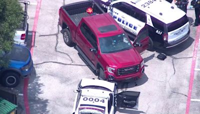 Police shooting reported in North Dallas near U.S. 75, sources say