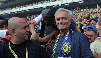 Jose Mourinho Set to Earn Around 11 Million Euros a Season at Turkish Giants Fenerbahce - News18