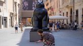 Roma recuerda a Botero con exposición de esculturas al aire libre