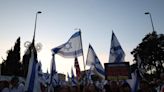 Miles de israelíes piden por segunda noche consecutiva la salida de Netanyahu y elecciones