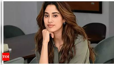 When Janhvi Kapoor faced her first HEARTBREAK and the same person came back to mend her heart | Hindi Movie News - Times of India