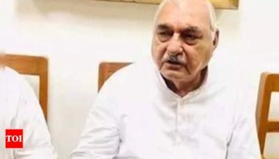 'Full stop Haryana', not 'Non Stop' should be BJP's slogan: Hooda | Chandigarh News - Times of India