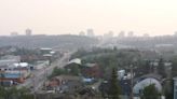 If a wildfire threatens Yellowknife, what will the city do?