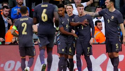 (Crónica) Kane sigue en racha con Inglaterra y Alemania no puede con Ucrania