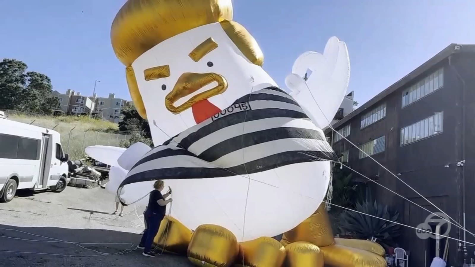 33-foot-tall 'Trump Chicken' resurrected to greet Donald Trump during SF campaign fundraiser visit