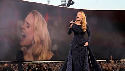 See Adele Perform ‘Chasing Pavements’ For First Time in Seven Years as Munich Residency Begins