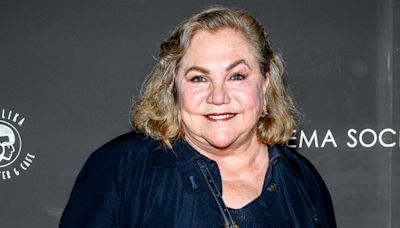 Romancing the Stone's Kathleen Turner uses cane at premiere after health woes