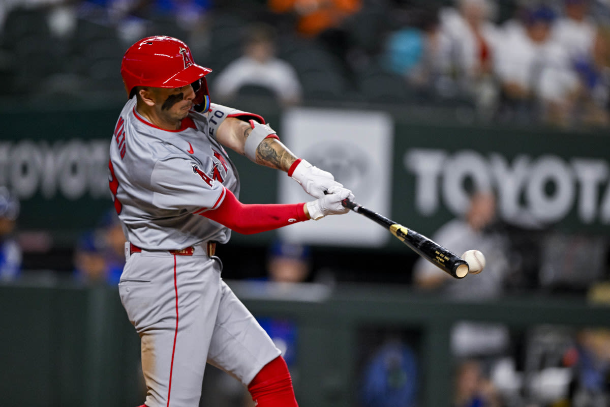 Angels News: Ron Washington emphasizes growth for young shortstop Zach Neto