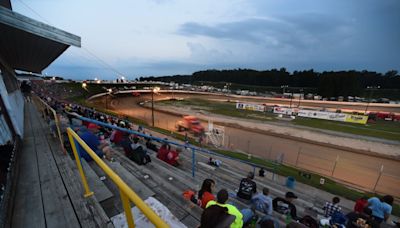 Jason Barney wins the Empire Super Sprint opener at Fulton Speedway