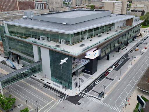 Milwaukee's Baird Center holds grand opening after $456 million renovation: 'It is momentous'