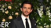 Jonathan Bailey: Rolle in neuem 'Jurassic Park'-Film