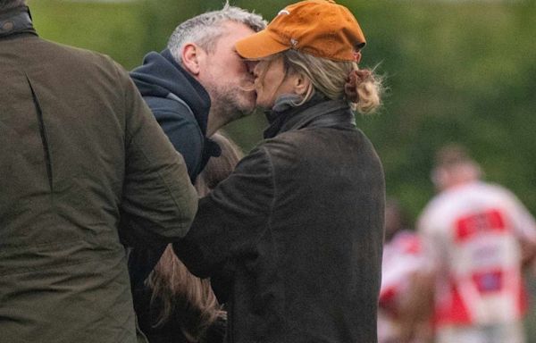 Renée Zellweger Spotted Kissing Ant Anstead in First London Sighting Since Arriving to Film 'Bridget Jones' Sequel