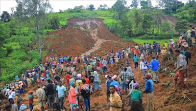 Hunt for survivors after around 150 die in Ethiopia landslide