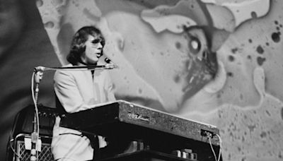 Doug Ingle, Iron Butterfly Founder Who Sang and Co-Wrote ‘In-a-Gadda-Da-Vida,’ Dies at 78