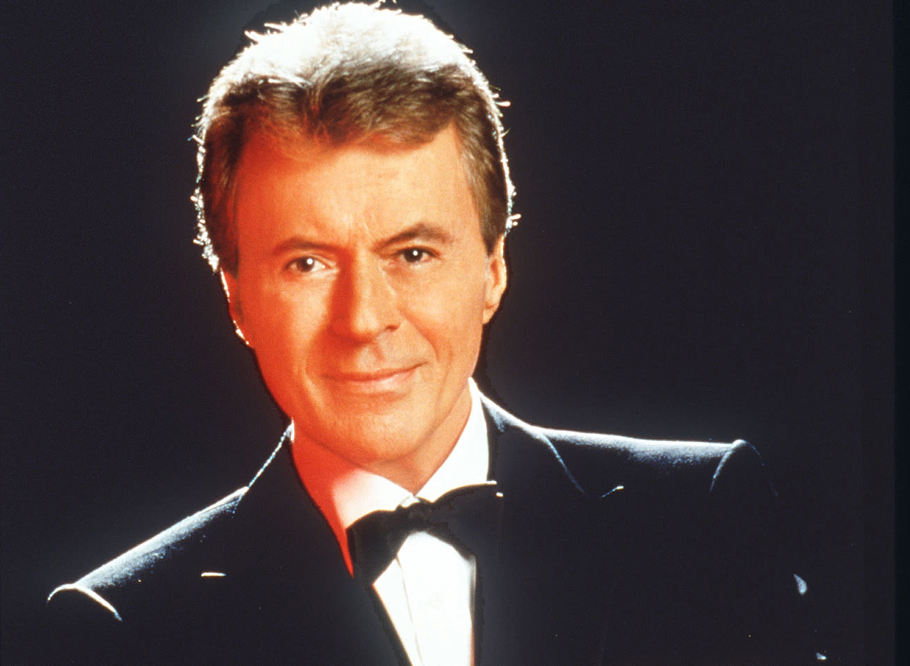 James Darren, teen idol singer who starred in 'Gidget' movies, 'T.J. Hooker' and 'Time Tunnel,' dies at 88