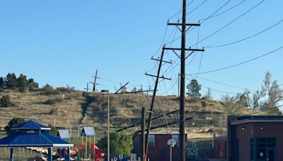 Intense winds down power lines, close schools, leave thousands without power in Colorado Springs