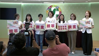 美女發言人首場主持展現專業! 號召女力加入政治培力營