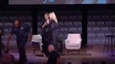 Drew Barrymore huye de un acto público tras ser intimidada por un acosador
