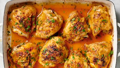 The Easy 4-Ingredient Chicken Dinner Your Family Will Absolutely Love (We Promise!)