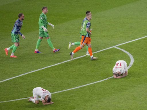 'We had six goalkeepers' - Bart loves all-for-one spirit which took Holland to semis