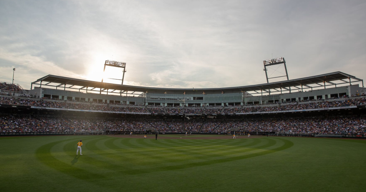 NCAA baseball selection chair defends tournament field after Indiana’s in and Charleston is out