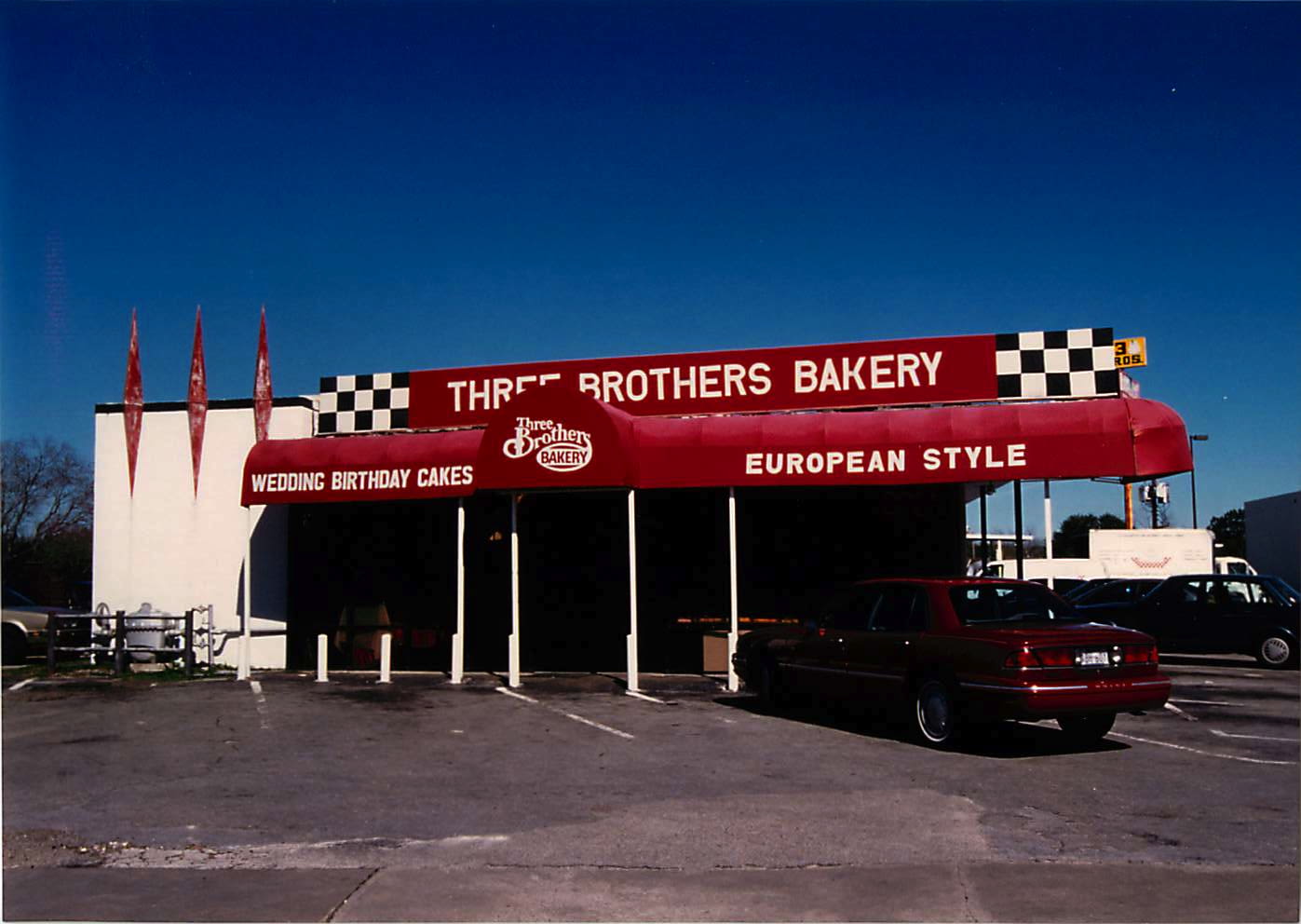 Drivers keep crashing into this Houston Bakery. But it survives.