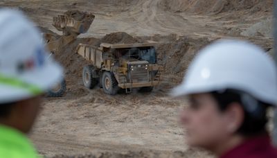 El sector minero en México cae un 2 % en 2023 y lo atribuye a políticas de López Obrador