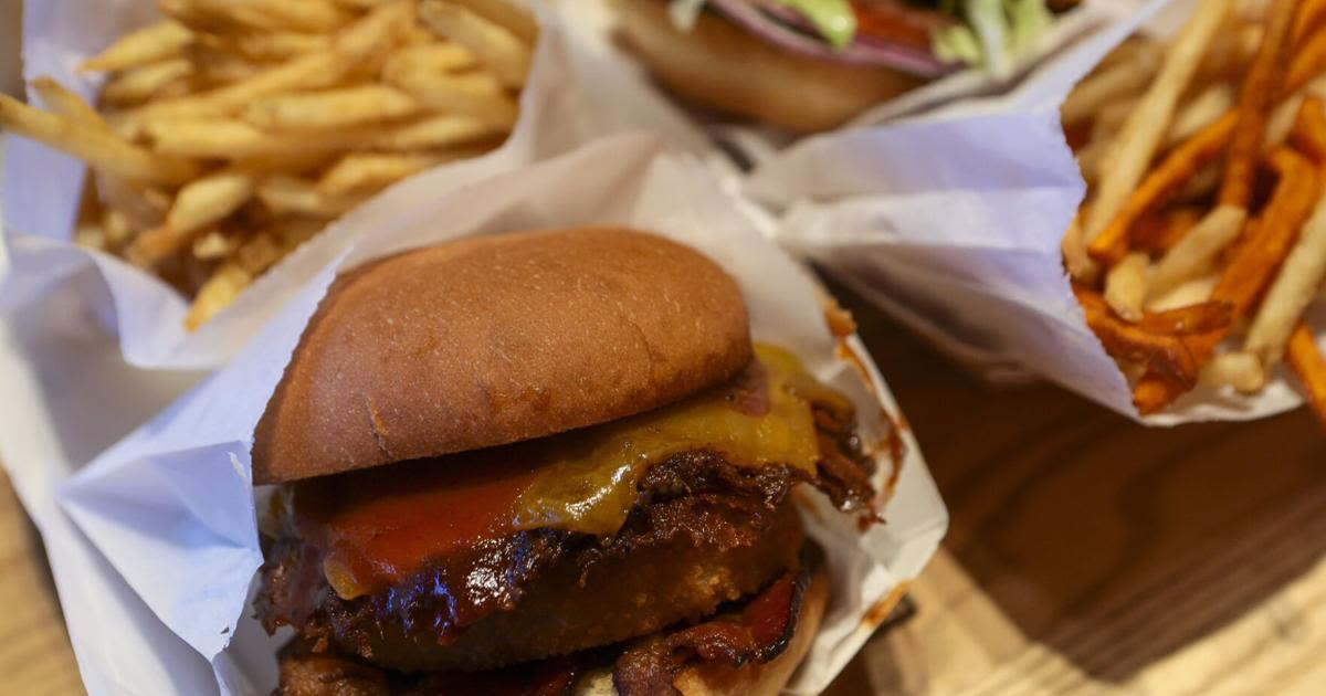 Maplewood restaurant Burger Champ to close June 21