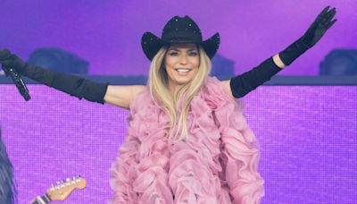 Shania Twain's Glastonbury set was a surprisingly intimate joy