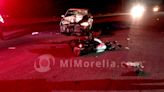 Motociclista muere al chocar contra un auto en Lázaro Cárdenas