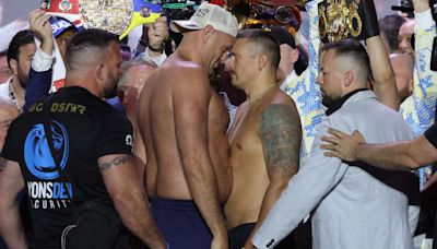 Tyson Fury luce en forma en pesaje para pelea contra Oleksandr Usyk