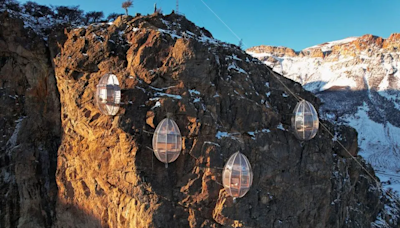 El increíble hotel con habitaciones "burbuja" en la montaña que estrenará la Patagonia