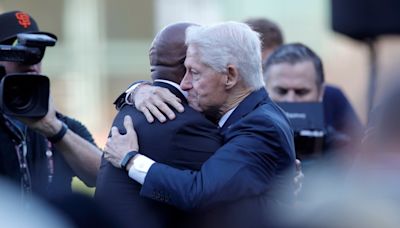 Bill Clinton, Barry Bonds grace Oracle Park with speeches at SF Giants’ intimate Willie Mays celebration of life