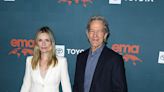 Michelle Pfeiffer sorprende posando con su marido, el guionista David E.Kelley