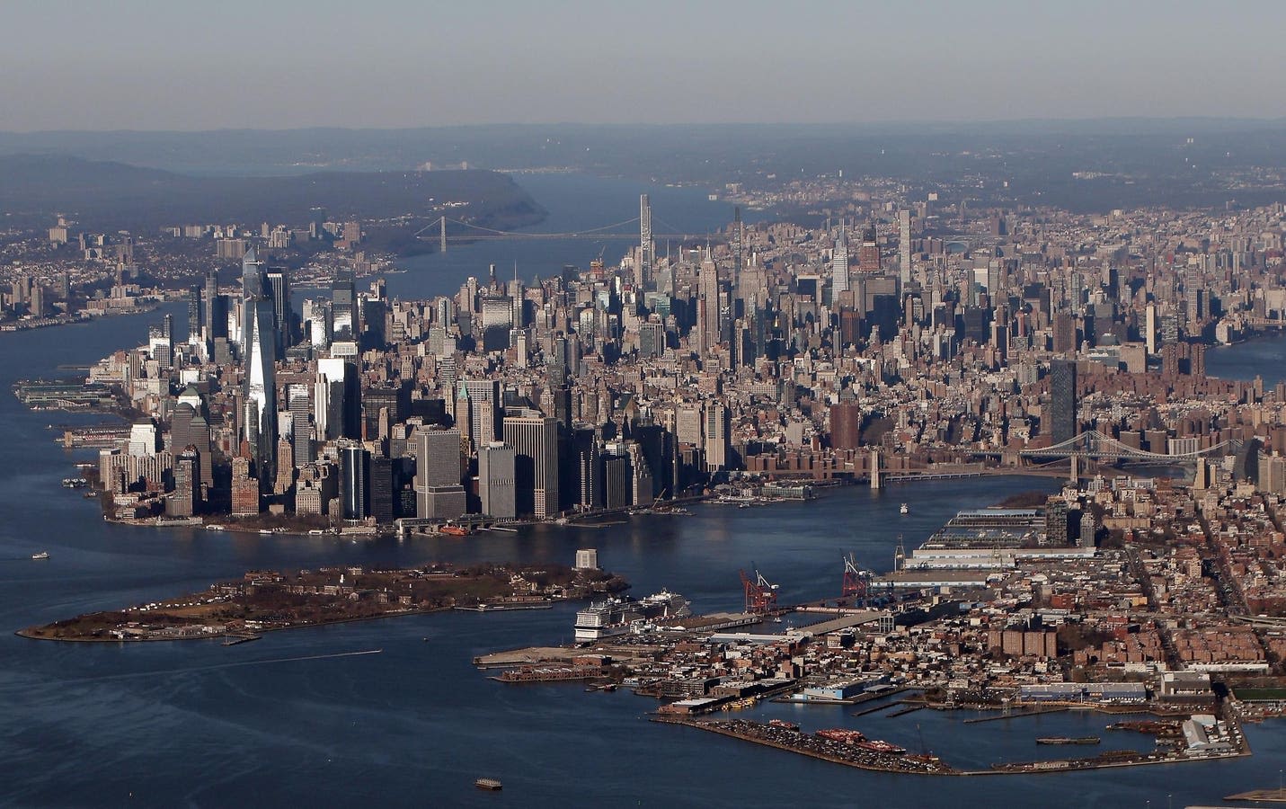 New York City Airport Guide: Which Airport Should You Fly Into?