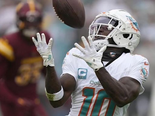 Dolphins’ Tyreek Hill lands the No. 1 spot in AP’s NFL top 5 wide receiver rankings