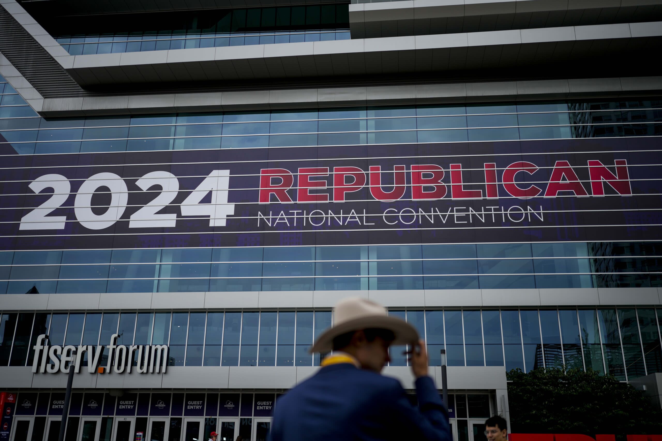 Man Allegedly Brandishing Knives Shot By Cops Near Republican National Convention: Report