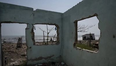 Récord de calor, un pueblo ahogado por el mar y la crisis del agua esperan a la presidenta