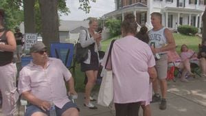 Karen Read supporters line streets of Dedham for 2nd day of deliberations