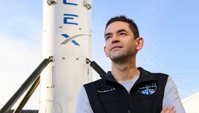 Meet the 4-person crew spearheading SpaceX’s daring Polaris Dawn mission