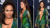 Jennifer Lopez habló sobre su icónico vestido de Versace y por qué le suplicaron que no se lo pusiera
