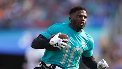 Dolphins' Tyreek Hill: 'It's About to Get Ugly' After Odell Beckham Jr.'s Contract