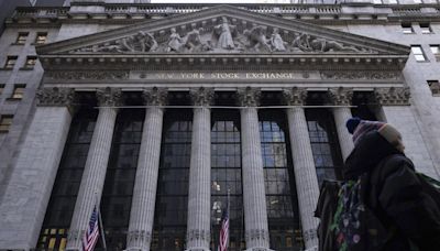 Stock market today: Stocks climb as traders extend Dow's winning streak to 7 days