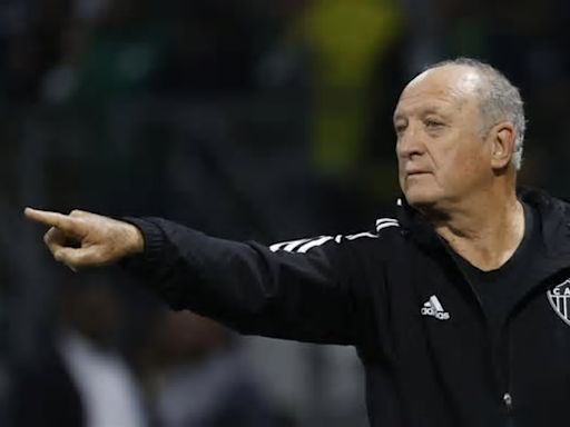 Atlético Mineiro destituye a Scolari