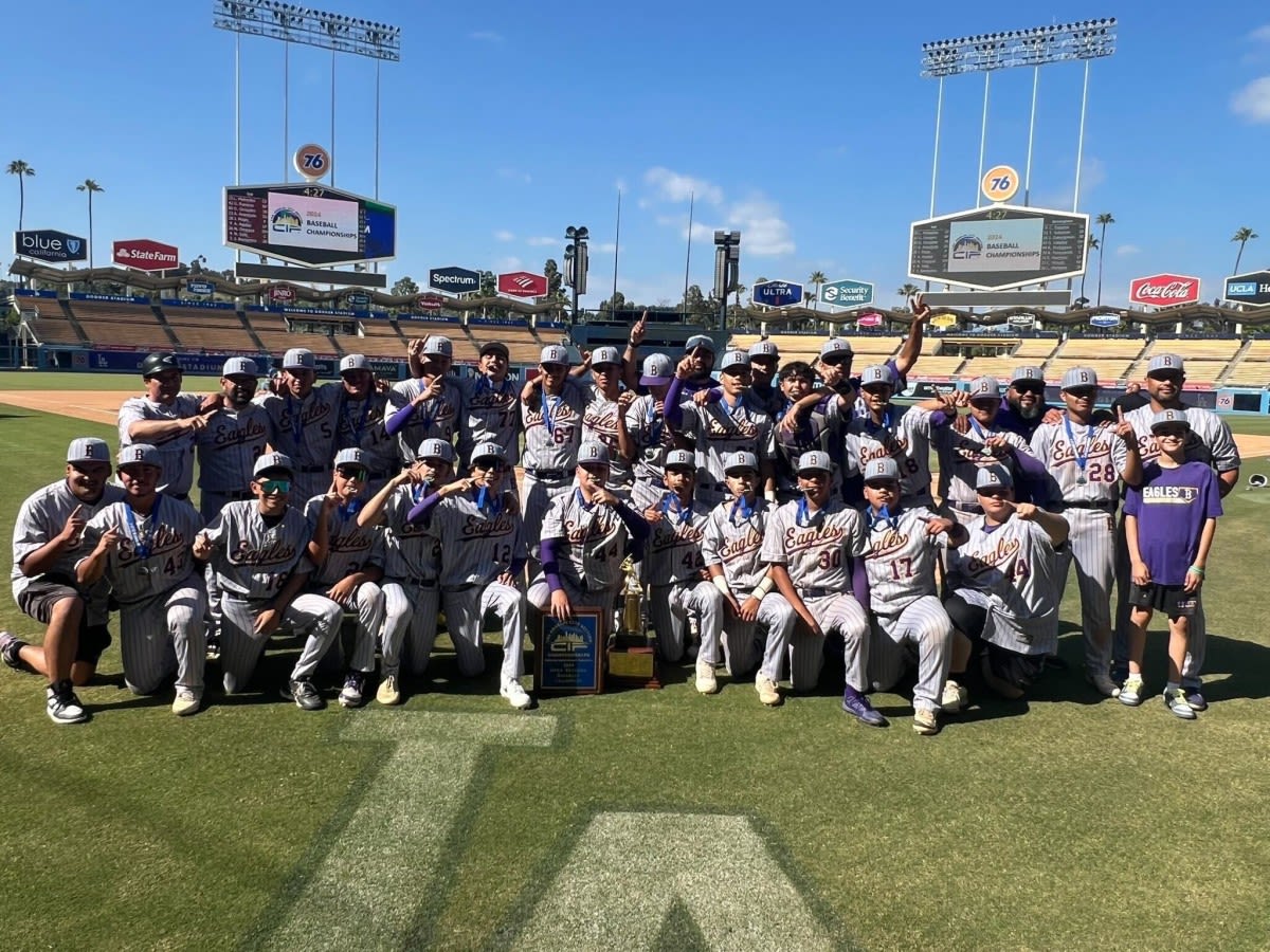 Bell baseball stuns Birmingham for City Open title at Dodger Stadium