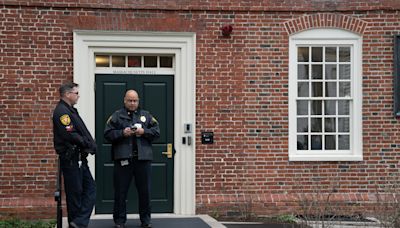 Harvard University Police Enter Encampment, Photograph Protesters | News | The Harvard Crimson