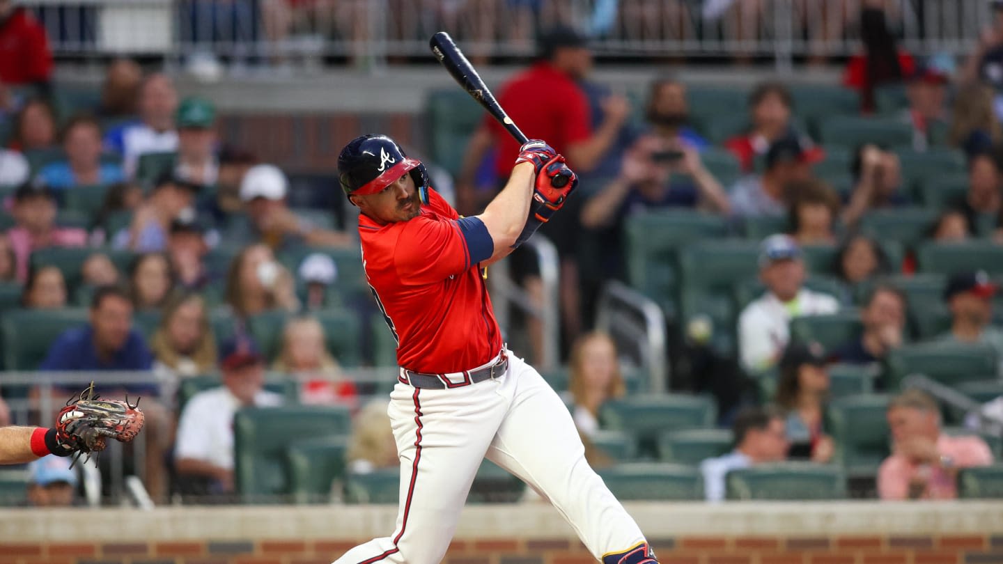 Adam Duvall Checks Into Lineup as Braves Attempt to Prevent Dodgers Sweep