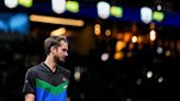 Daniil Medvedev booed off the court, Novak Djokovic eases through and scheduling chaos at the Paris Masters
