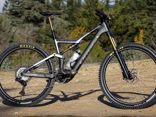 Orbea Rise M-Team, a prueba la bicicleta eléctrica más ligera con cambio automático Shimano