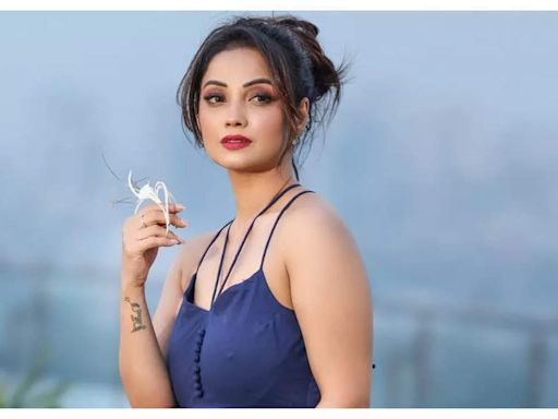 Exclusive - Naagin fame Adaa Khan: It's very important for me that my vibe matches with the person I am meeting - Times of India